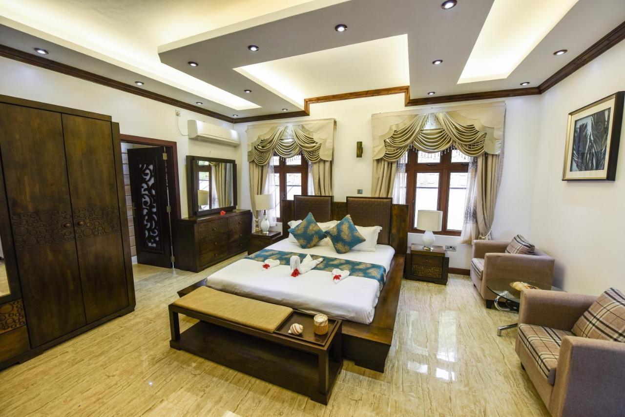Ocean Terrace Hotel Анс Роял Екстериор снимка